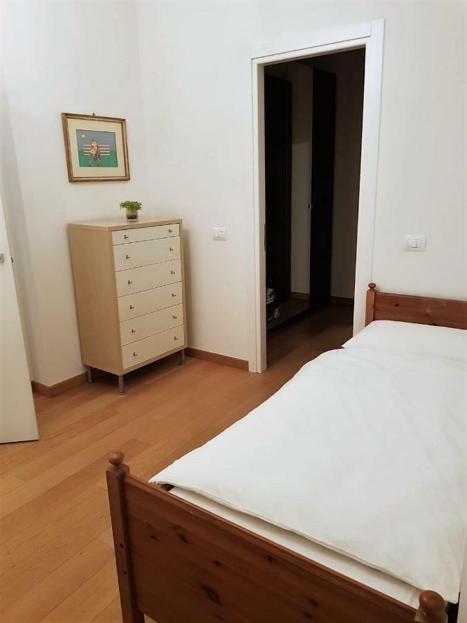 8 Via Giuseppe Vigoni Apartment *